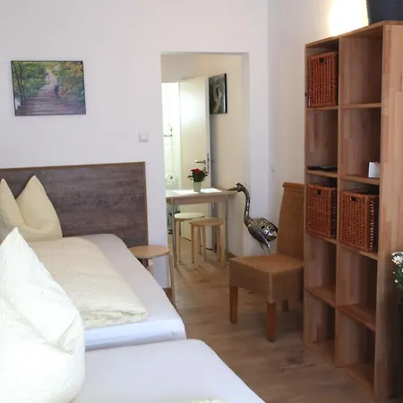 Apartment Easy 2 *